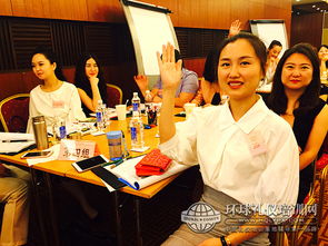 家庭主婦變身禮儀培訓師 一姐 ,一天收費上萬