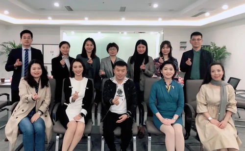 重慶市甘肅商會舉辦商務禮儀與企業保險資產規劃專題講座